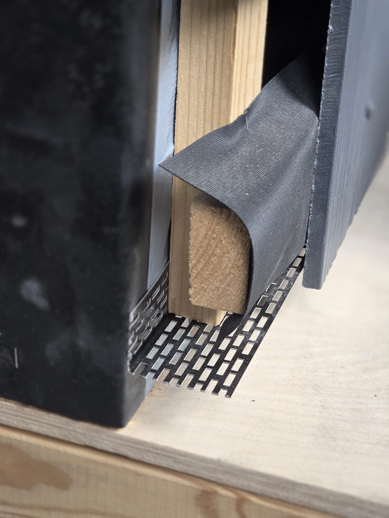 perforēts latojuma aizsargprofils Vent-PROTECT 30/50mm